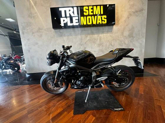 TRIUMPH STREET TRIPLE 765 RS TRIUMPH STREET TRIPLE 765 RS